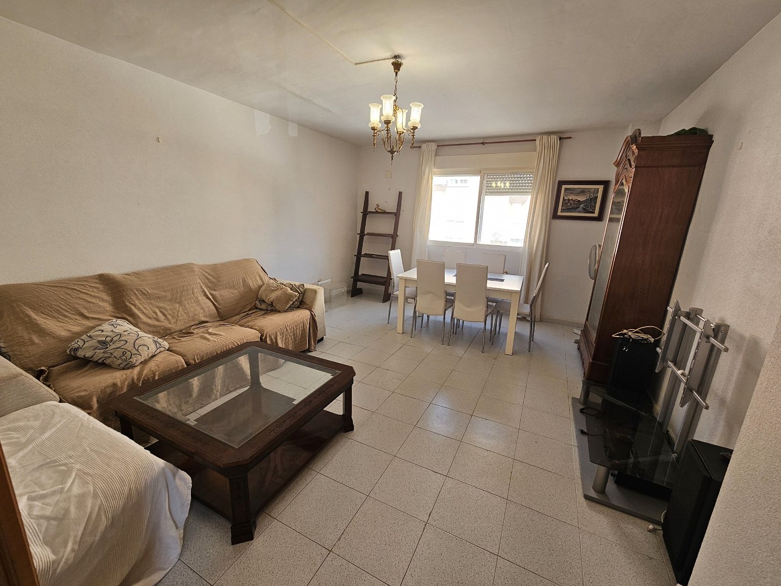 Sala de estar de Piso en venta en Cáceres Capital con Calefacción y Amueblado