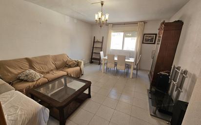 Living room of Flat for sale in Cáceres Capital  with Heating and Furnished