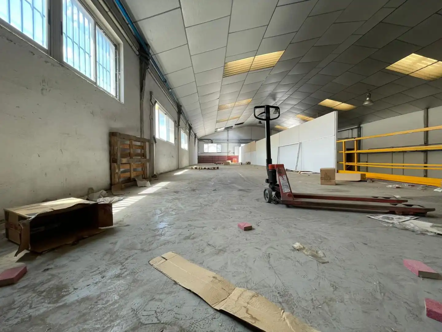 Industrial building to rent in Avinguda Llevant 48, imagen 4