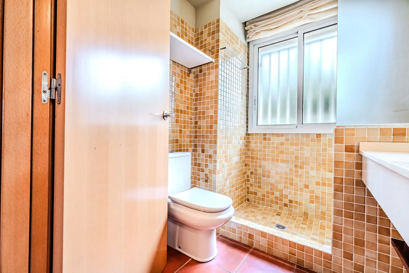 Baño de Piso en venta en L'Ampolla con Aire acondicionado, Calefacción y Terraza