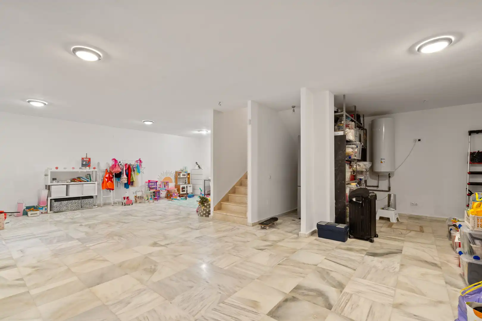 Maison avec terrasse à vendre à Elviria - Cabopino, imagen 27