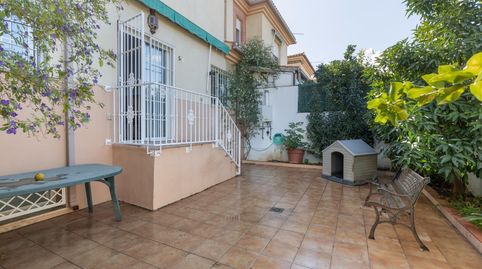 Foto 2 de Casa adosada en venta en Calle Tablas, 25, Cájar, Granada