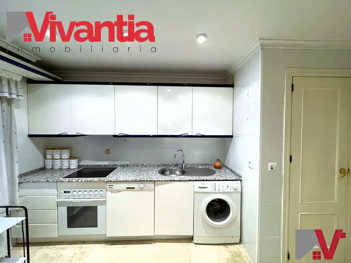 Kitchen of Flat for sale in Lorca  with Air Conditioner, Heating and Terrace