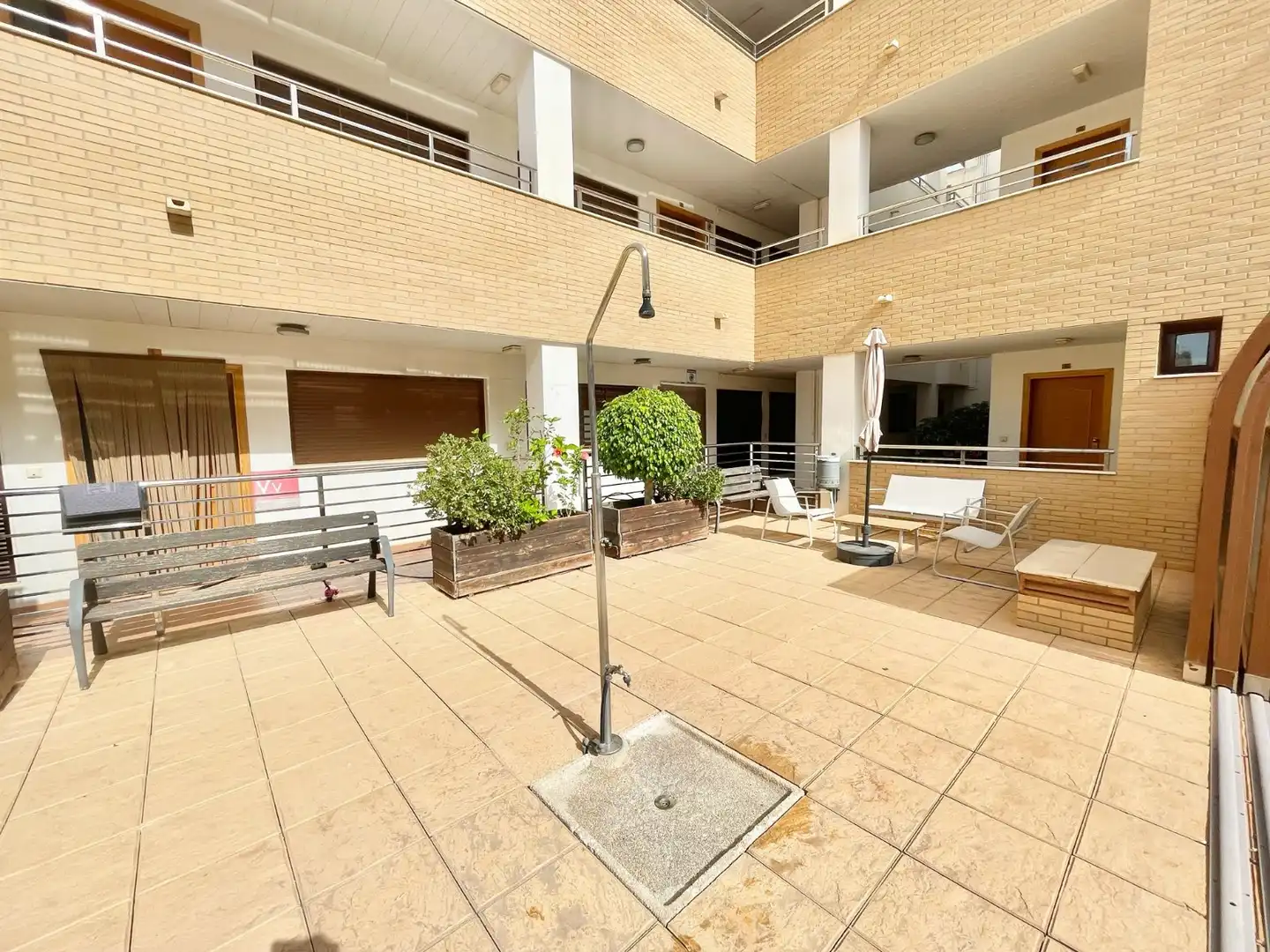 Terrasse von Wohnungen zur Miete in San Pedro del Pinatar mit Klimaanlage, Schwimmbad und Möbliert
