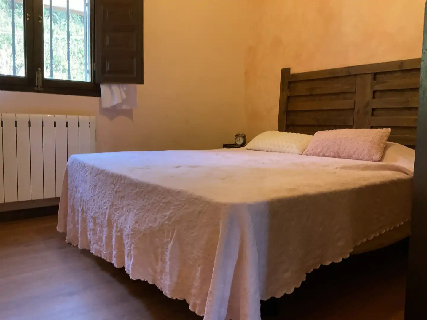 Bedroom of Country homes for sale in Bobadilla  with Parquet flooring, Terrace and Storage room