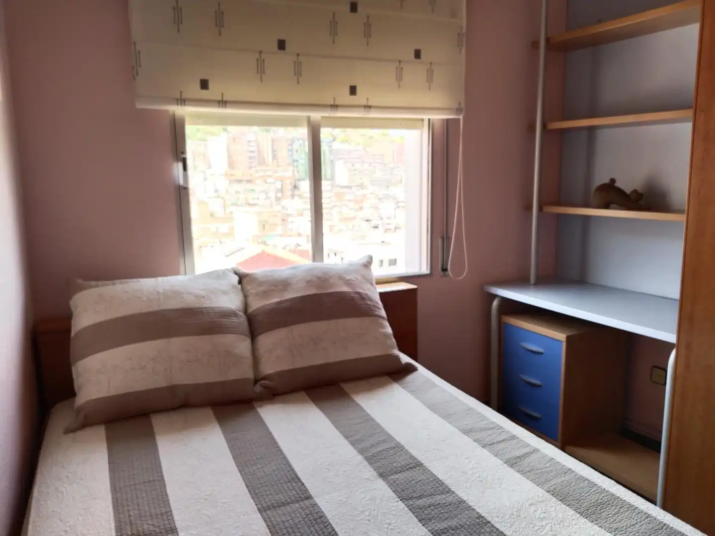 Habitación de Piso en venta en Barcelona con Calefacción y Balcón
