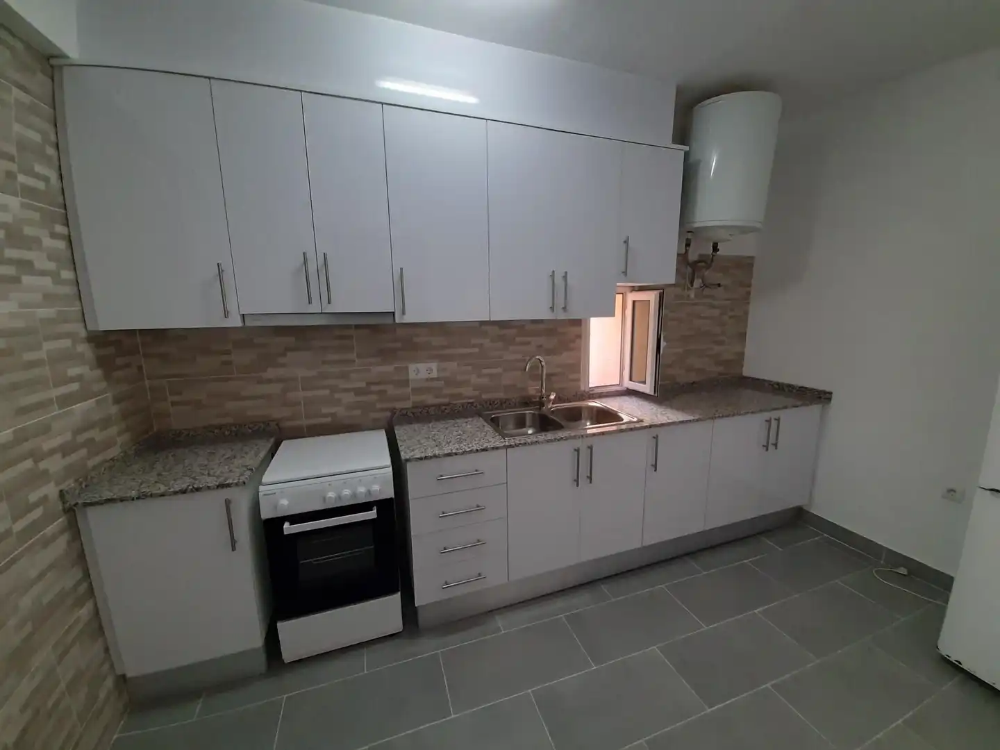 Kitchen of Flat for sale in La Ràpita  with Terrace and Furnished