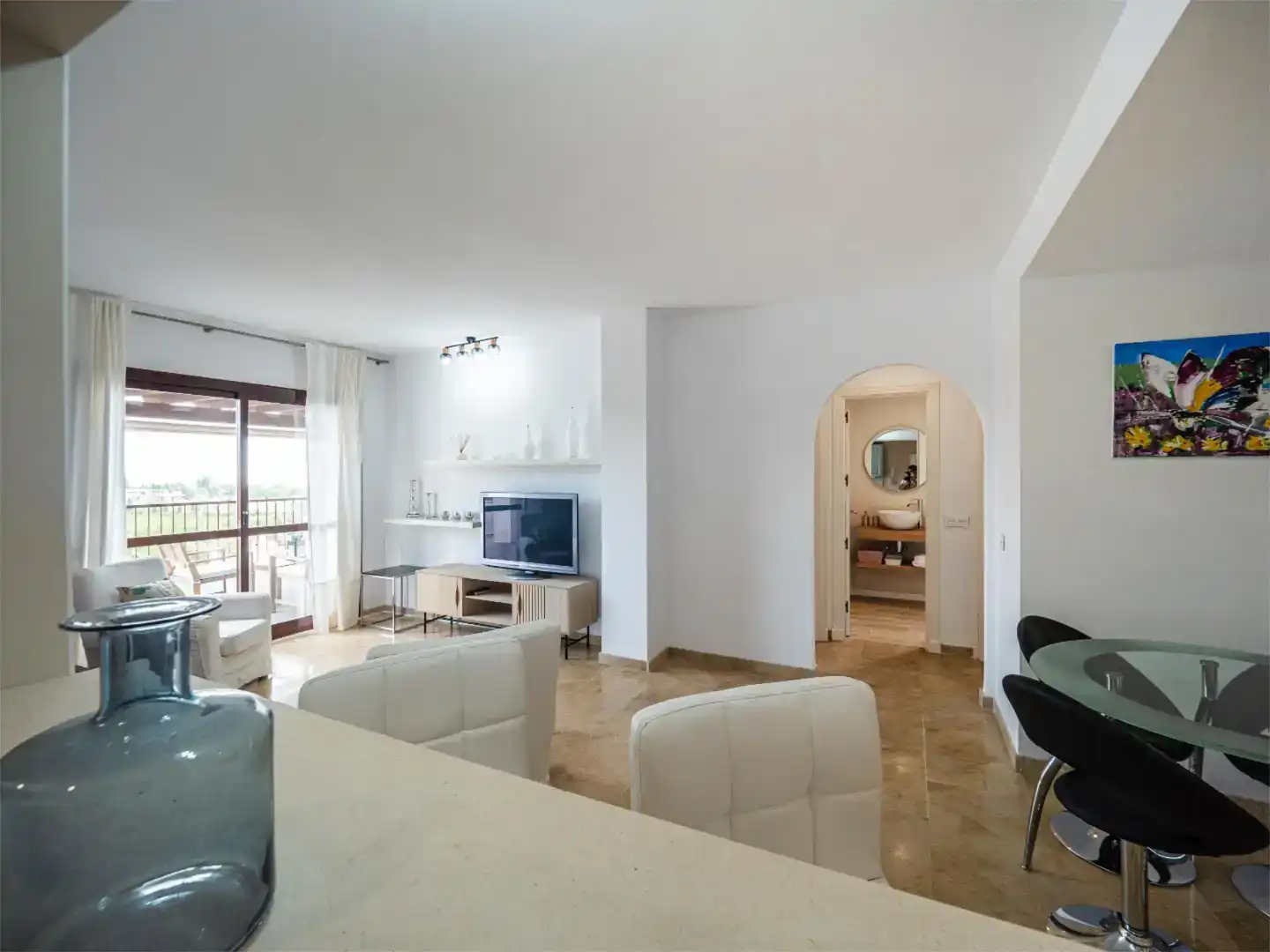 Sala d'estar de Apartament en venda en Marbella amb Aire condicionat i Piscina