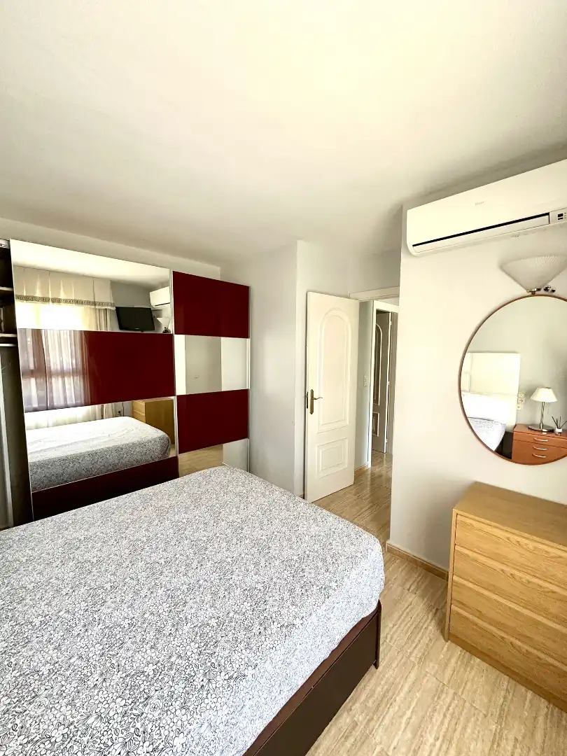Bedroom of Flat for sale in Benalmádena  with Air Conditioner, Terrace and Furnished