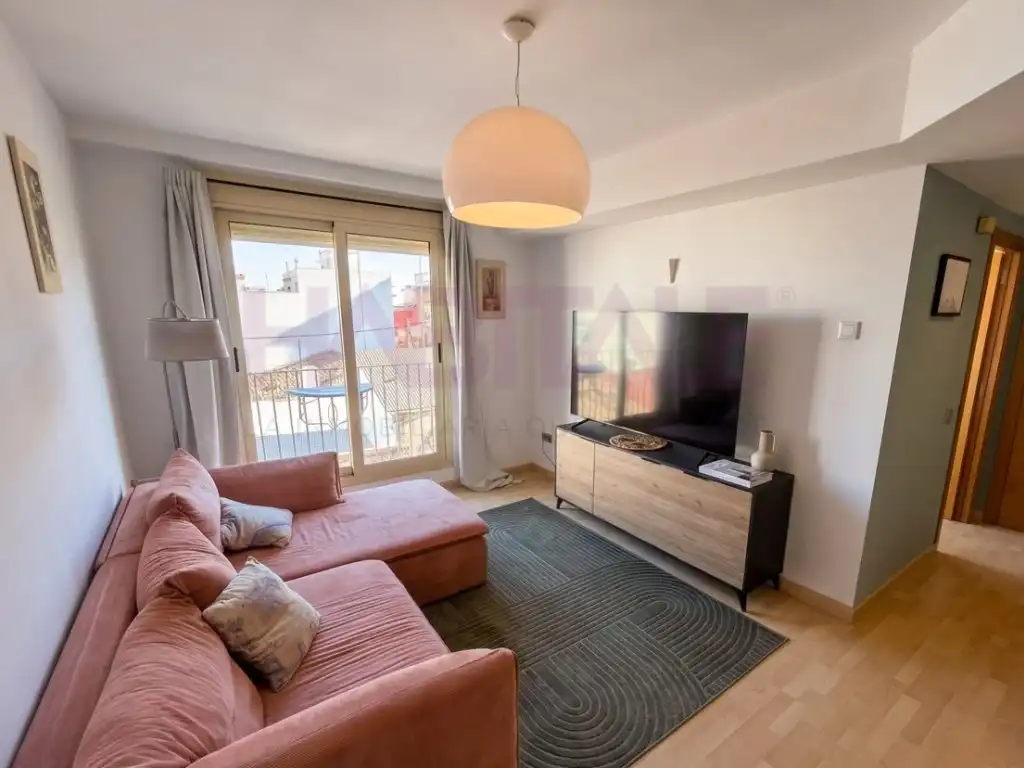 Sala d'estar de Àtic de lloguer en Valencia amb Aire condicionat, Moblat i Forn