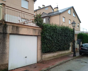 Aparcament de Casa o xalet en venda en Molinaseca amb Jardí privat i Terrassa