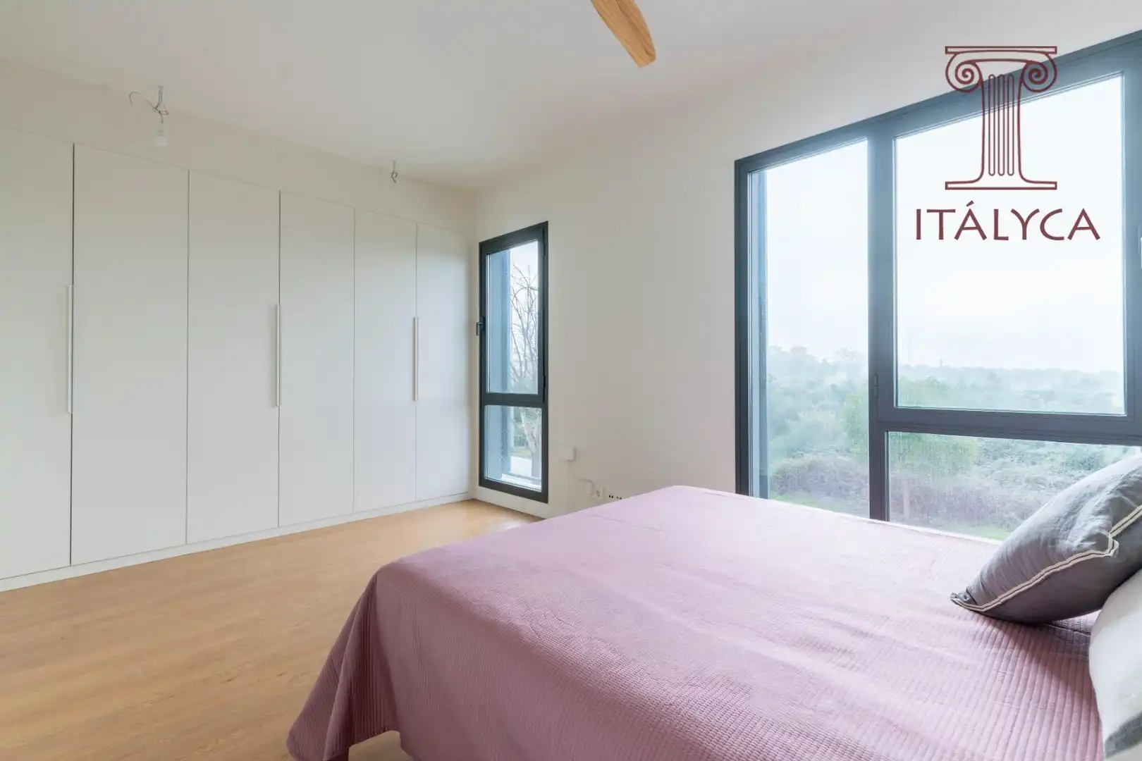 Bedroom of Detached homes for sale in Mairena del Aljarafe  with Heating, Private garden and Terrace