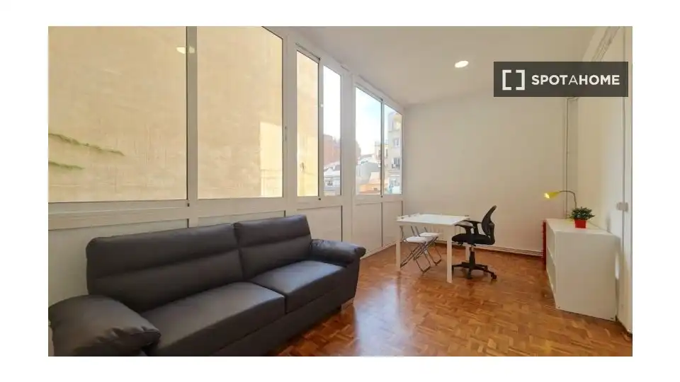 Flat to rent in Gràcia