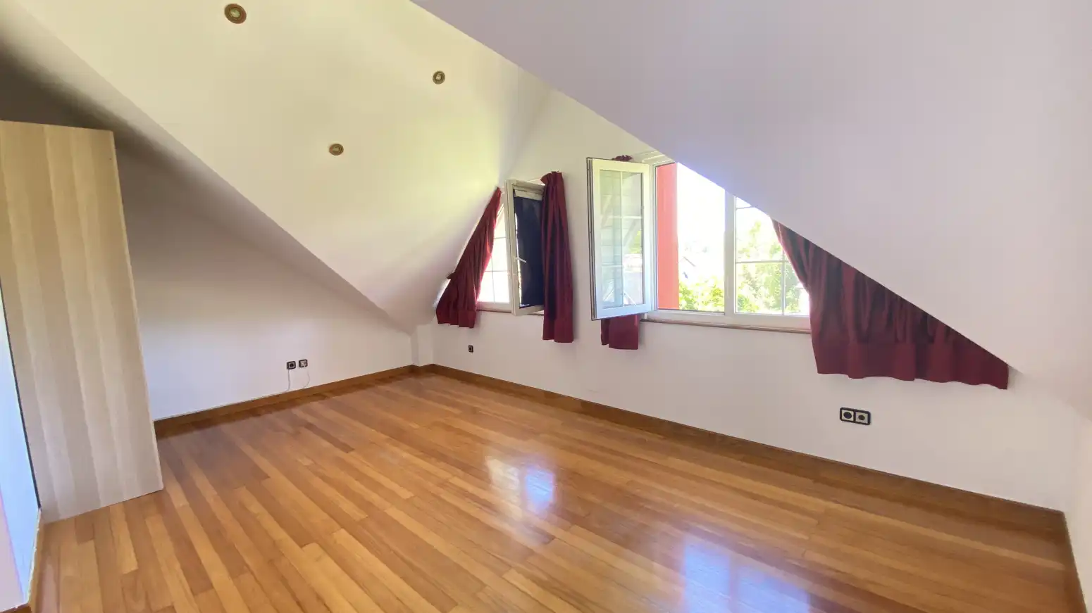 Bedroom of Detached homes for sale in Medio Cudeyo  with Heating and Private garden