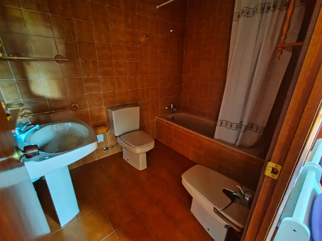 Bathroom of Houses for sale in Beceite  with Private garden, Terrace and Swimming Pool