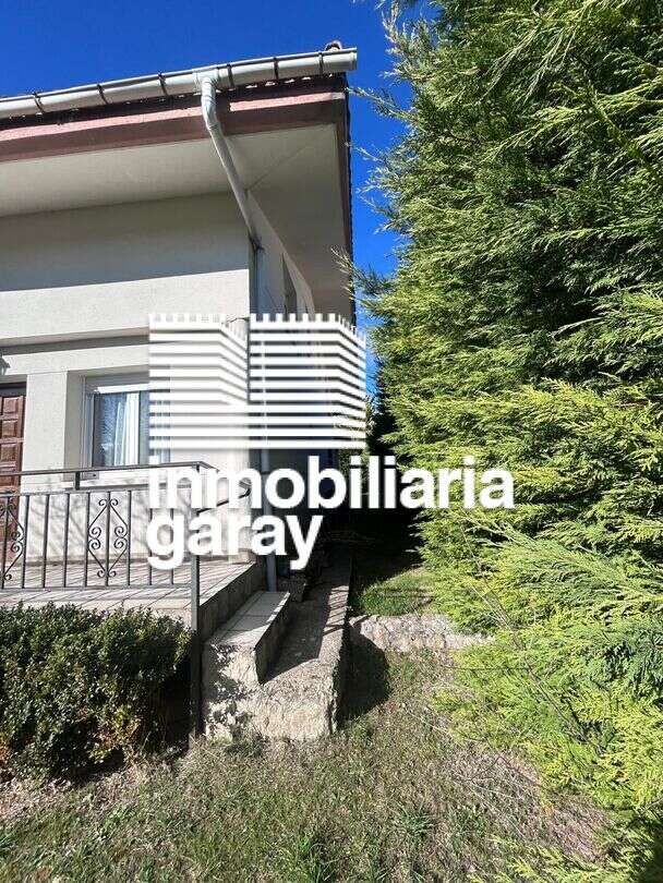 Exterior view of House or chalet for sale in Valle de Losa  with Heating and Furnished