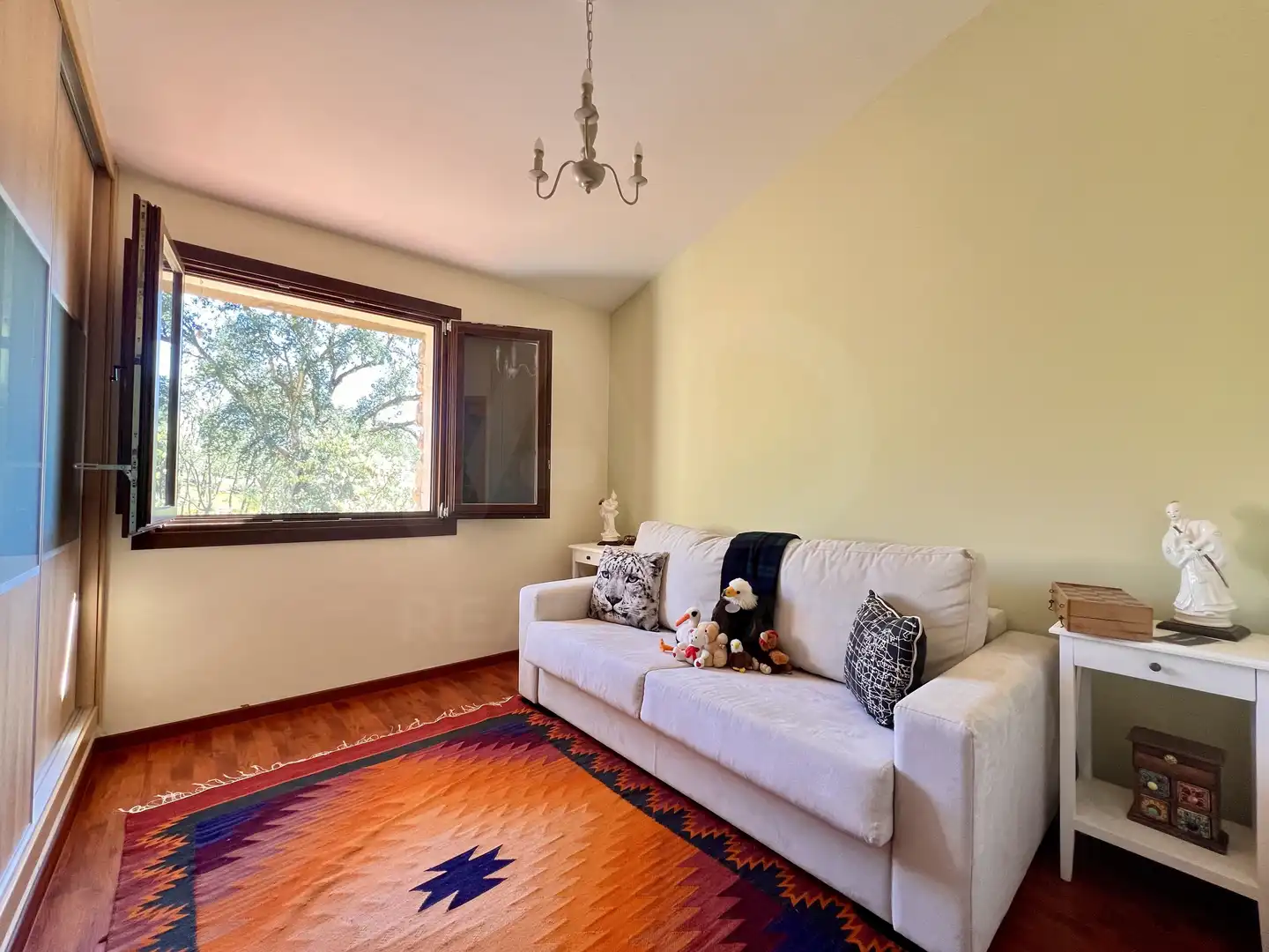 Sala de estar de Casa o chalet en venta en Perales del Puerto con Calefacción y Terraza