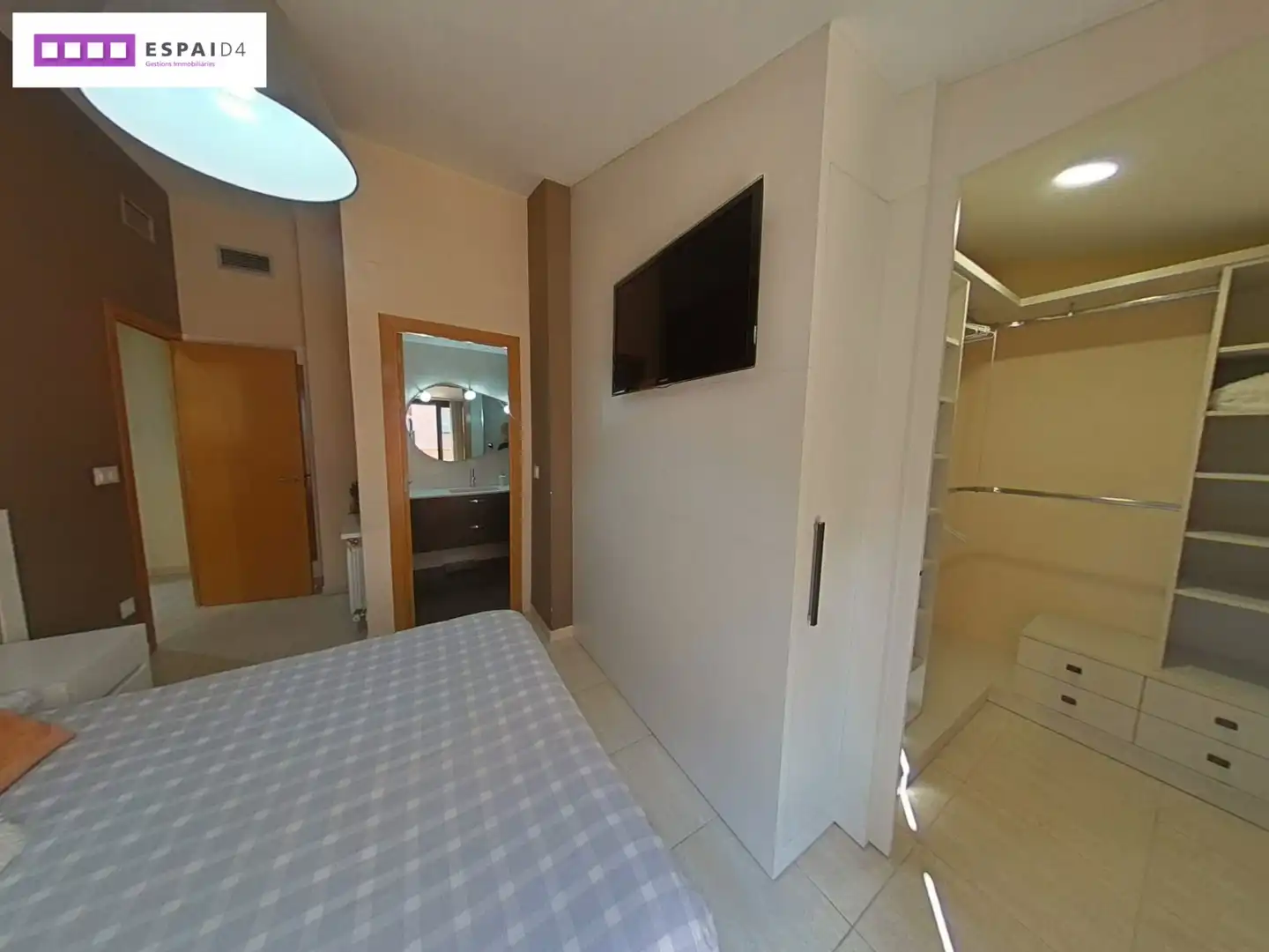 Habitación de Ático en venta en Ripollet con Aire acondicionado, Calefacción y Terraza
