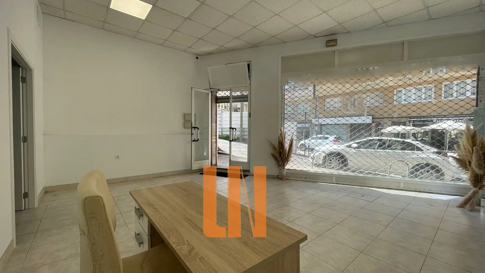 Commercial properties for sale in A Coruña Capital 