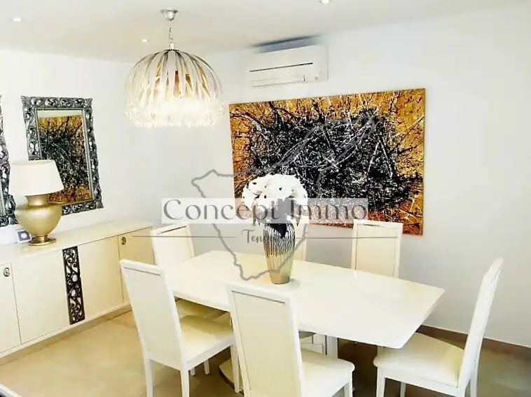 Comedor de Casa adosada en venta en Adeje con Aire acondicionado, Jardín privado y Terraza