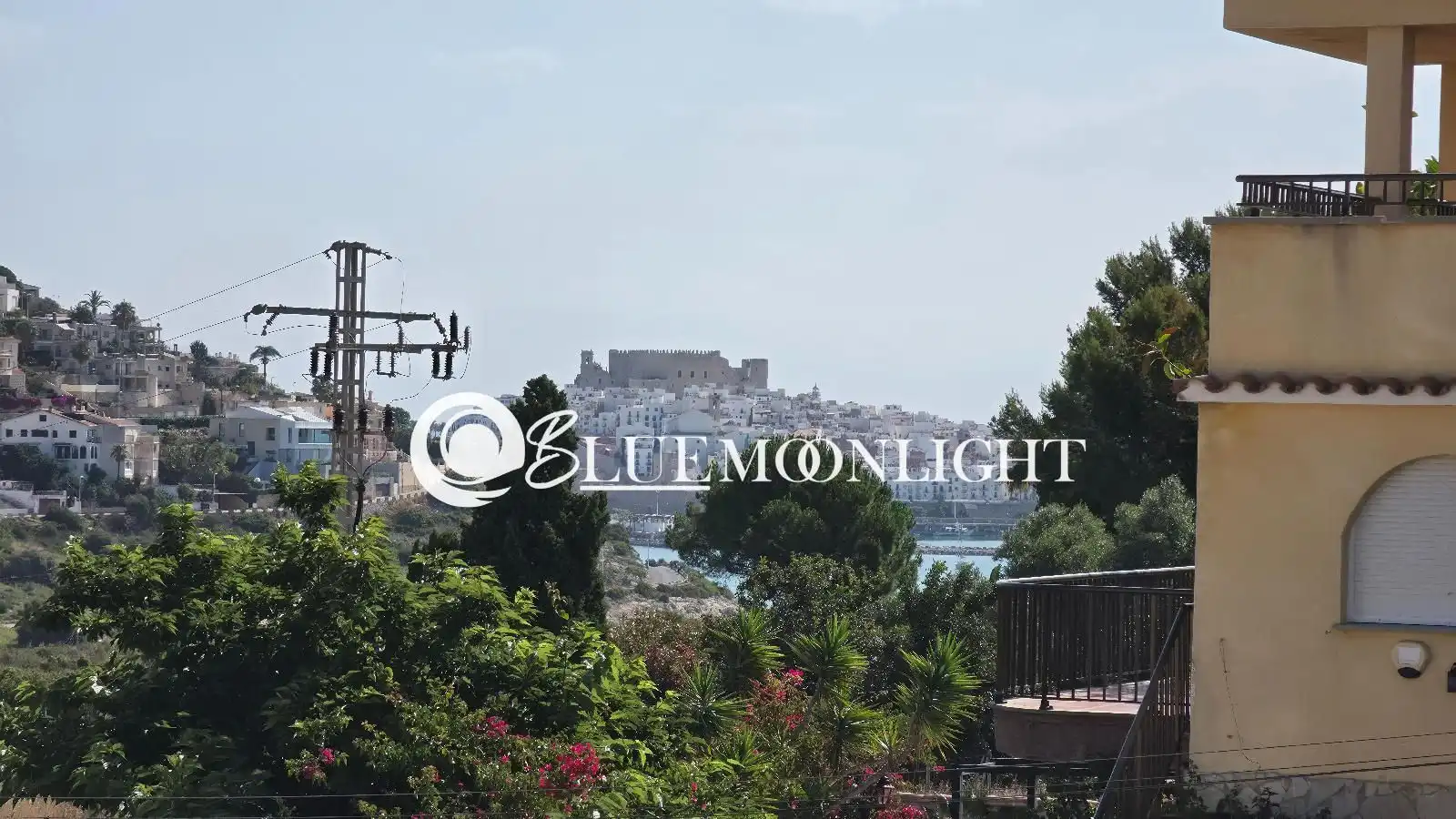 Vista exterior de Casa adosada en venta en Peñíscola / Peníscola con Calefacción, Jardín privado y Terraza