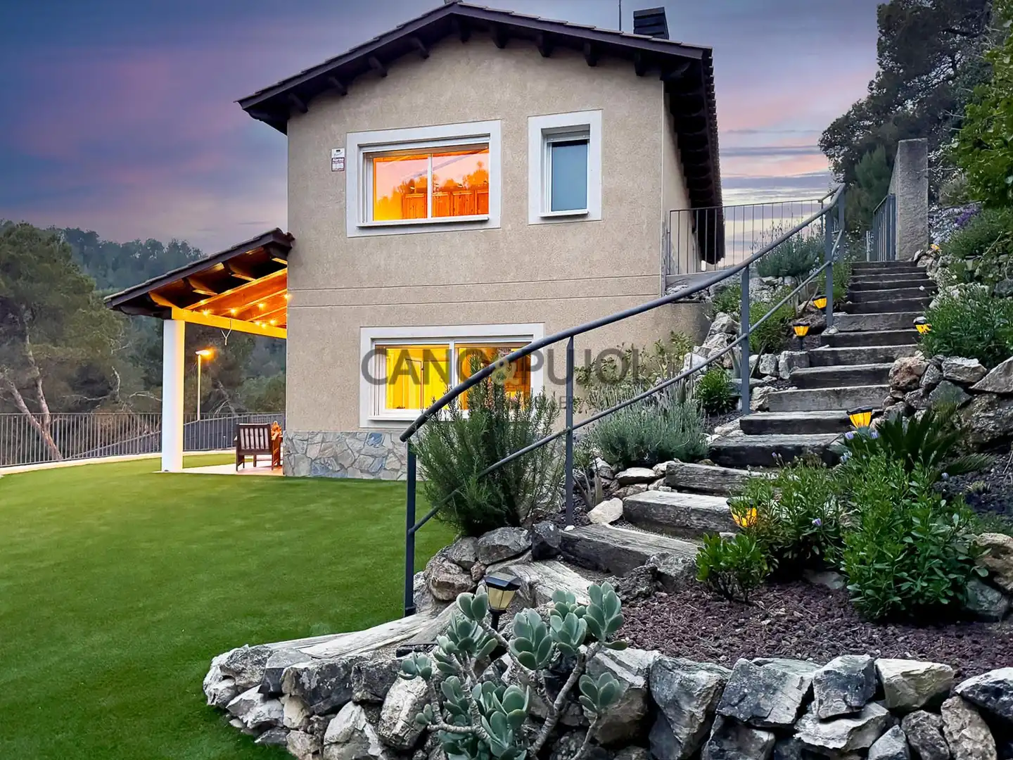 Terraza de Casa o chalet en venta en Corbera de Llobregat con Calefacción, Terraza y Trastero