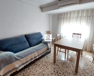 Living room of Flat to rent in  Albacete Capital  with Heating, Furnished and Oven