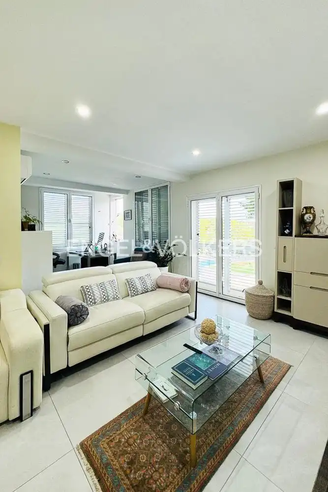 Sala de estar de Casa o chalet en venta en Torrent con Aire acondicionado, Calefacción y Jardín privado