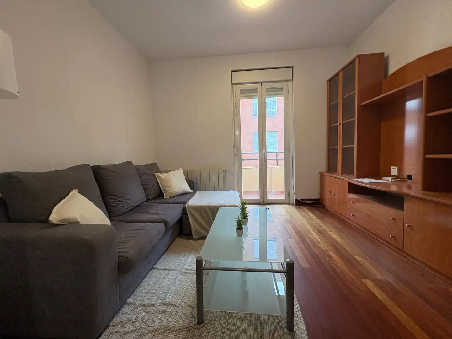 Flat for rent in Logroño - rey pastor, Juzgados
