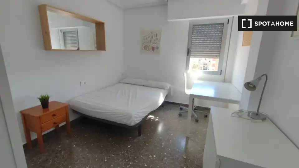 Pis amb terrassa de lloguer a Algirós, imagen 11