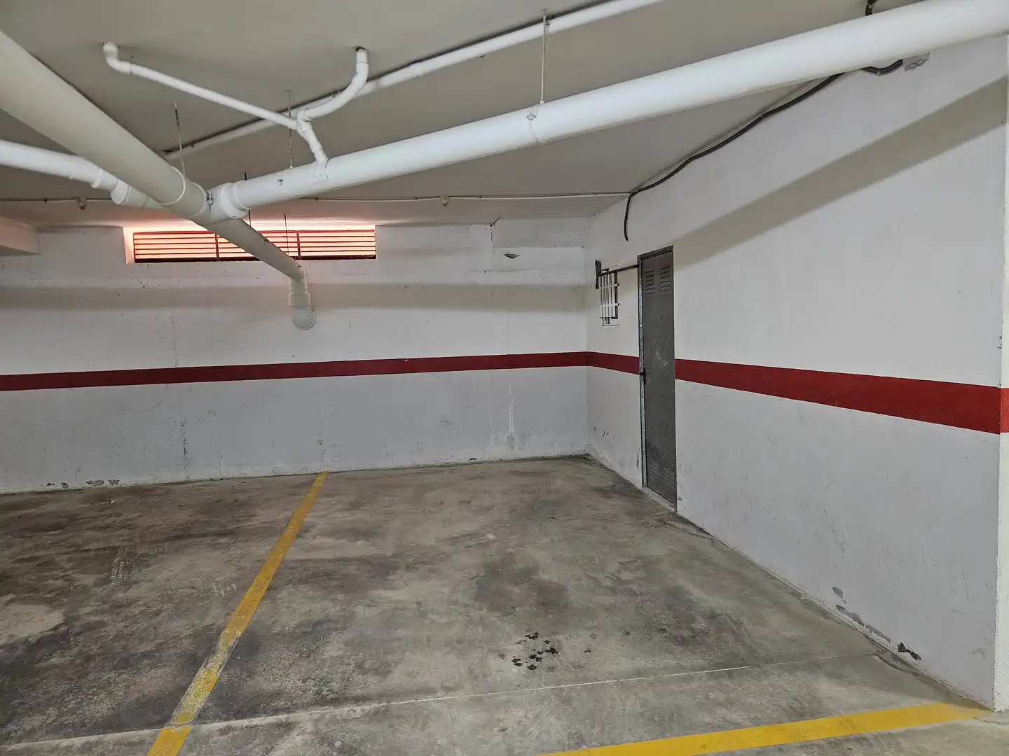 Parking of Flat for sale in Santa Pola  with Air Conditioner, Heating and Terrace