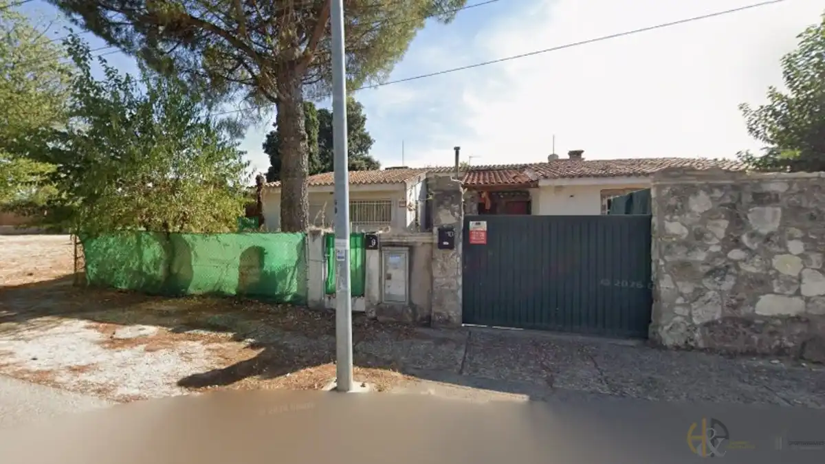 House for sale in Eurovillas