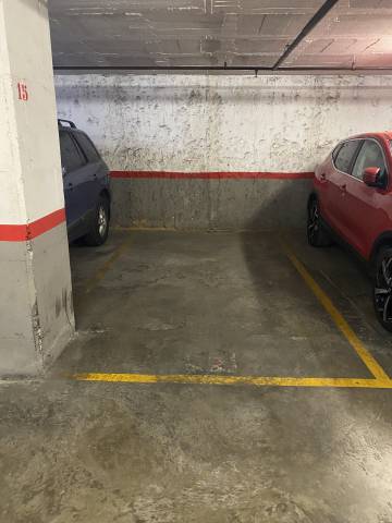 Garaje en Venta en Poblet en La Maternitat i Sant Ramon