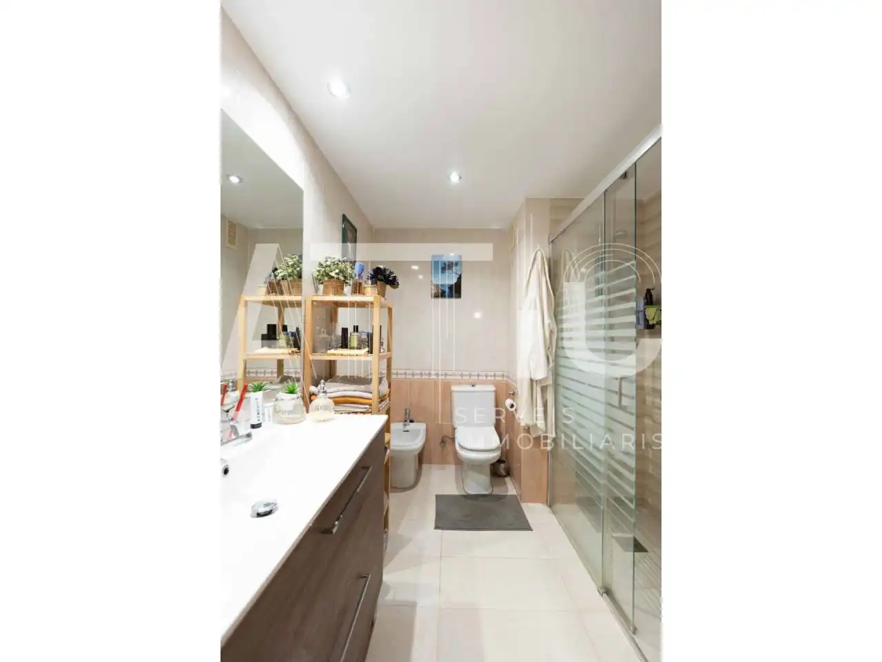 Baño de Piso en venta en Sabadell con Aire acondicionado, Calefacción y Parquet