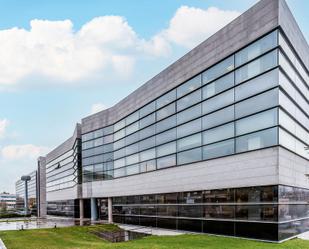 Vista exterior de Edifici en venda en Alcobendas