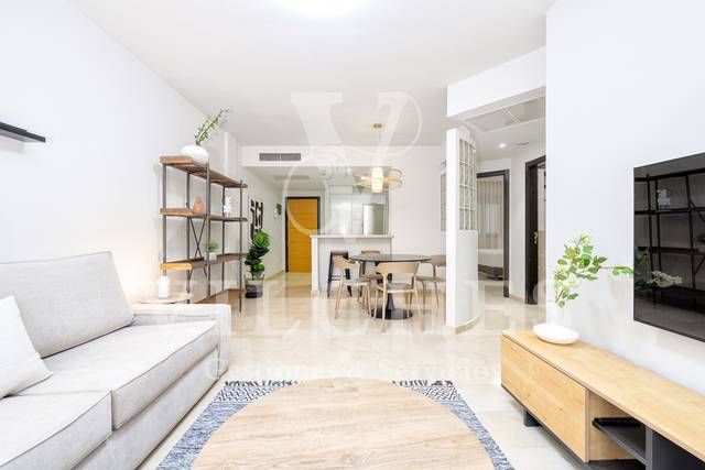 Piso en Alquiler en Calle Doctor Miguel Rosas en Santa Catalina - Canteras