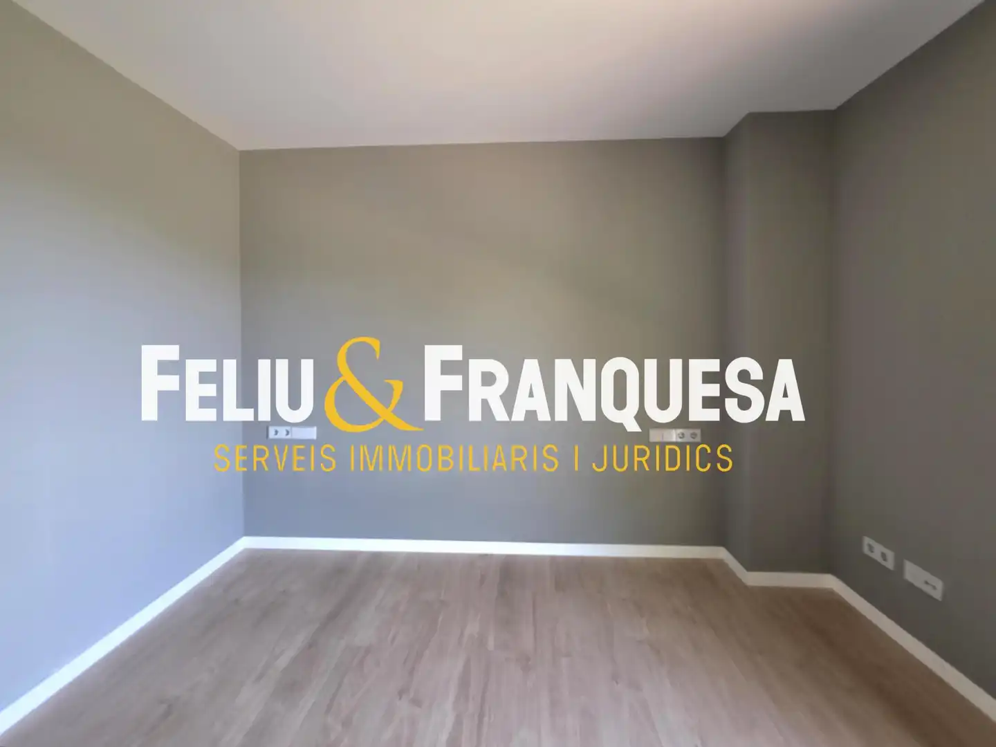 Piso en venta en Sant Cugat del Vallès con Calefacción, Jardín privado y Terraza