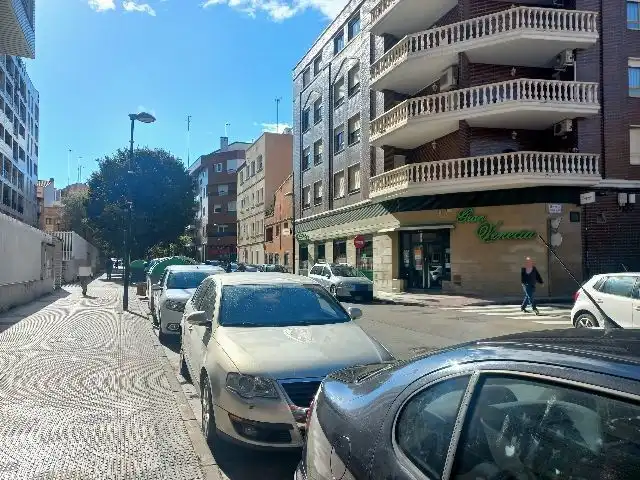 Außenansicht von Geschaftsraum zum Verkauf in Zaragoza