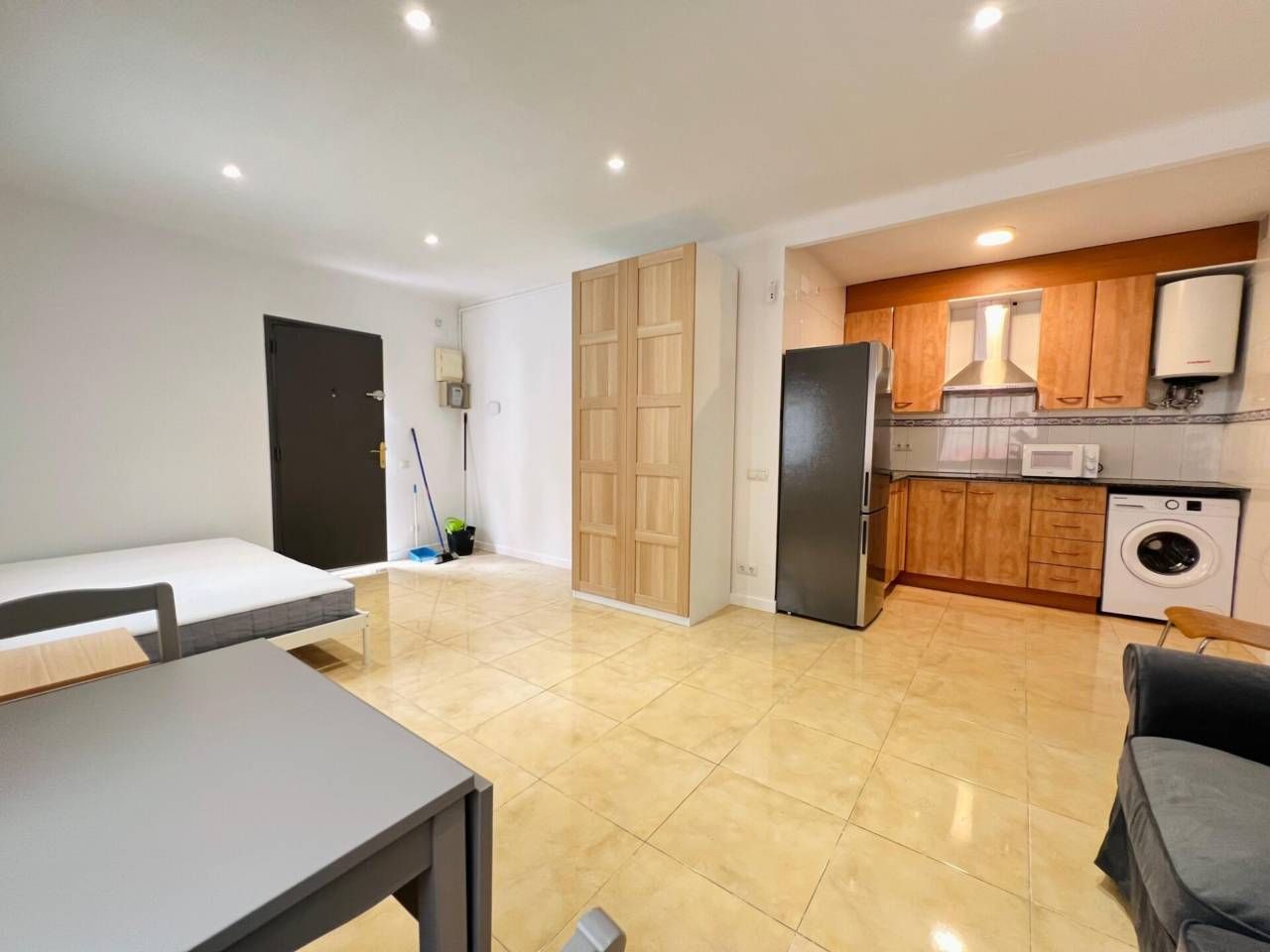 Flat to rent in  Barcelona Capital  with Furnished