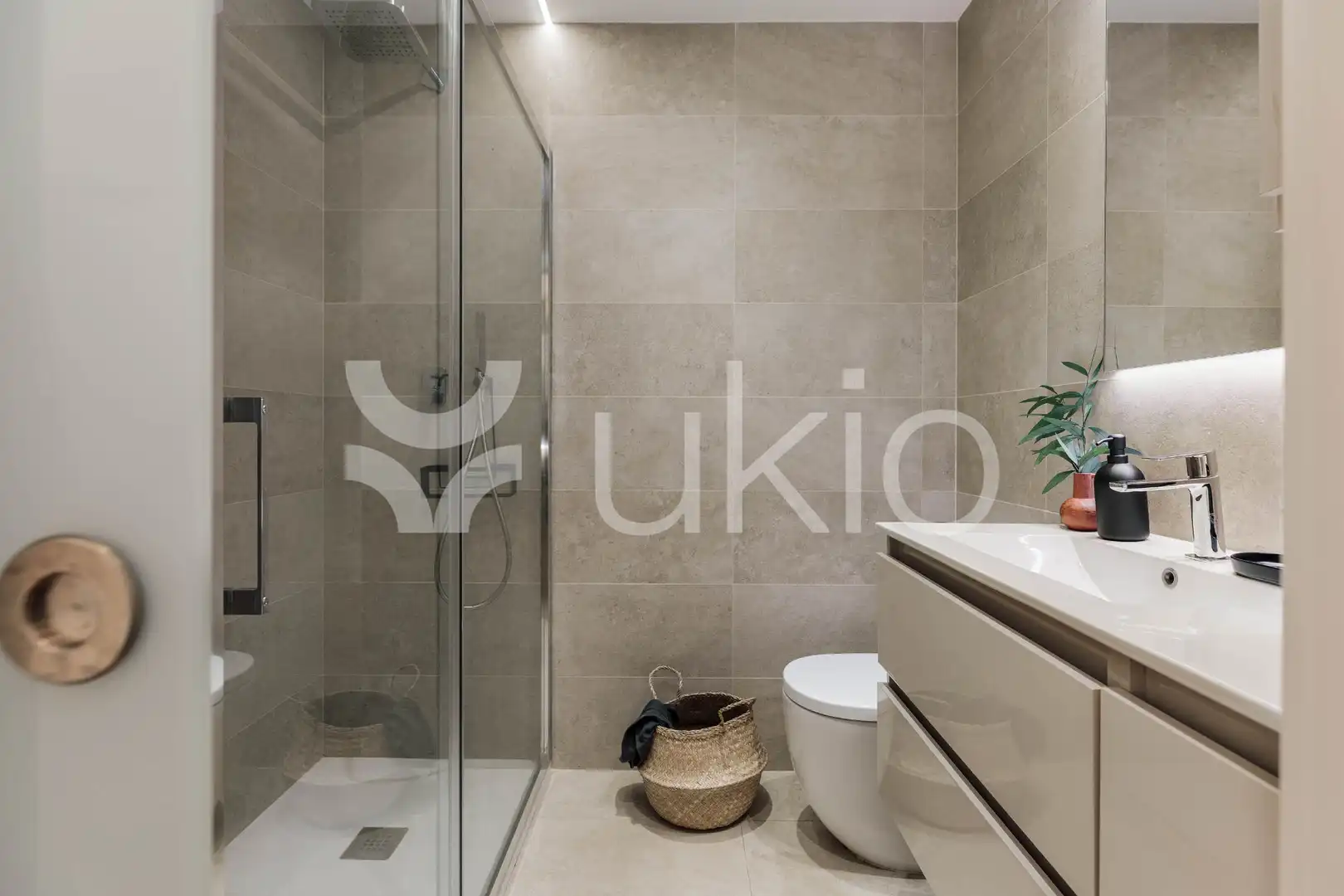 Wohnung zur Miete in Carrer de Casanova, L'Antiga Esquerra de l'Eixample