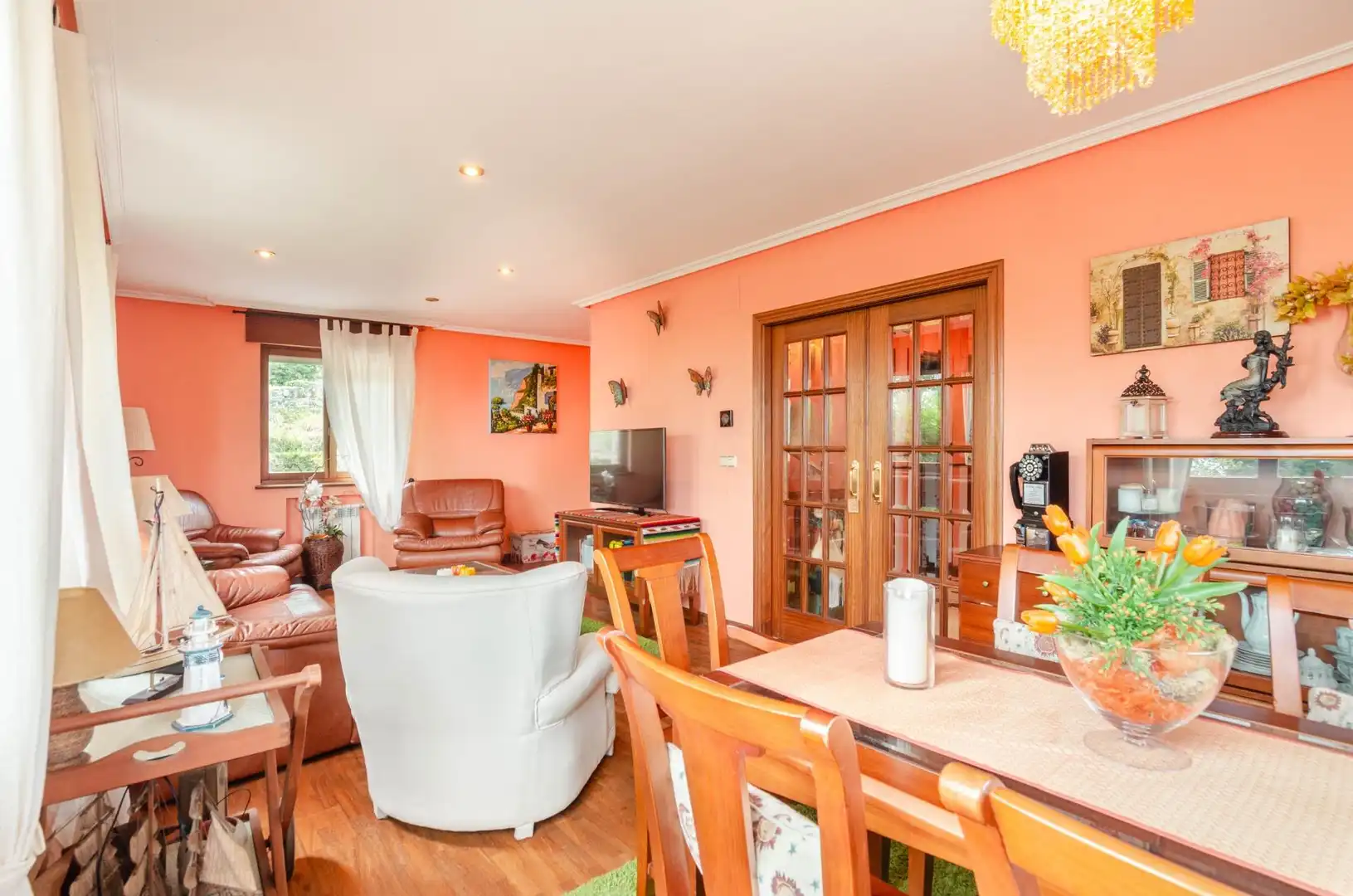 Sala de estar de Casa o chalet en venta en Pravia con Calefacción, Jardín privado y Parquet