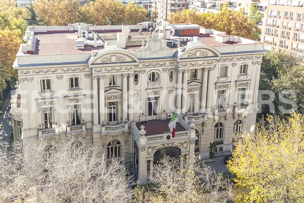 Vista exterior de Àtic de lloguer en Madrid amb Aire condicionat, Calefacció i Balcó