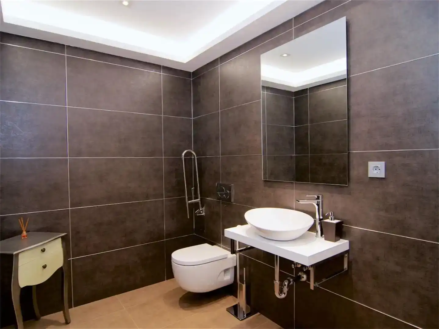 Bathroom of Office for rent in L'Alfàs del Pi