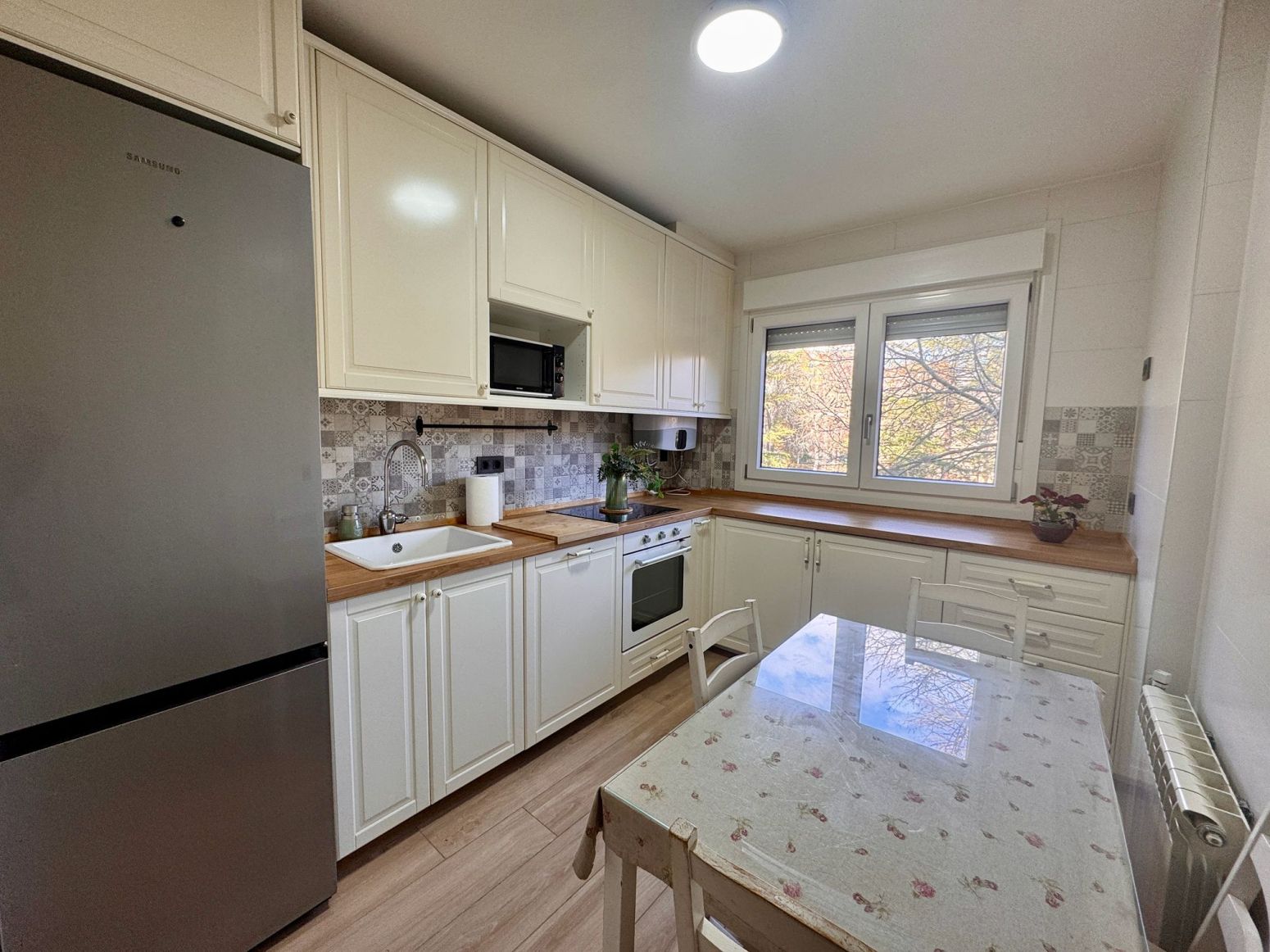 Kitchen of Flat for rent in Palencia Capital  with Heating and Balcony