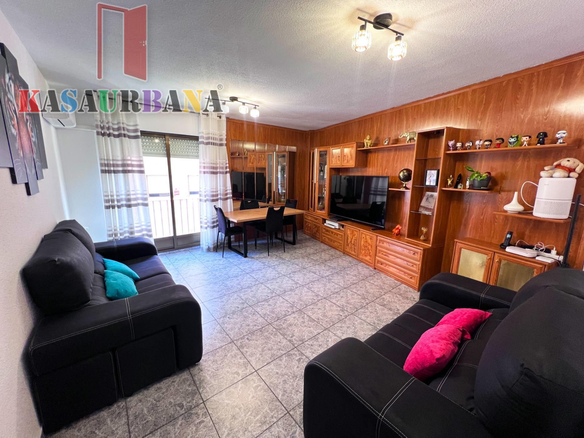 Living room of Flat for sale in Valdemoro  with Air Conditioner, Heating and Terrace