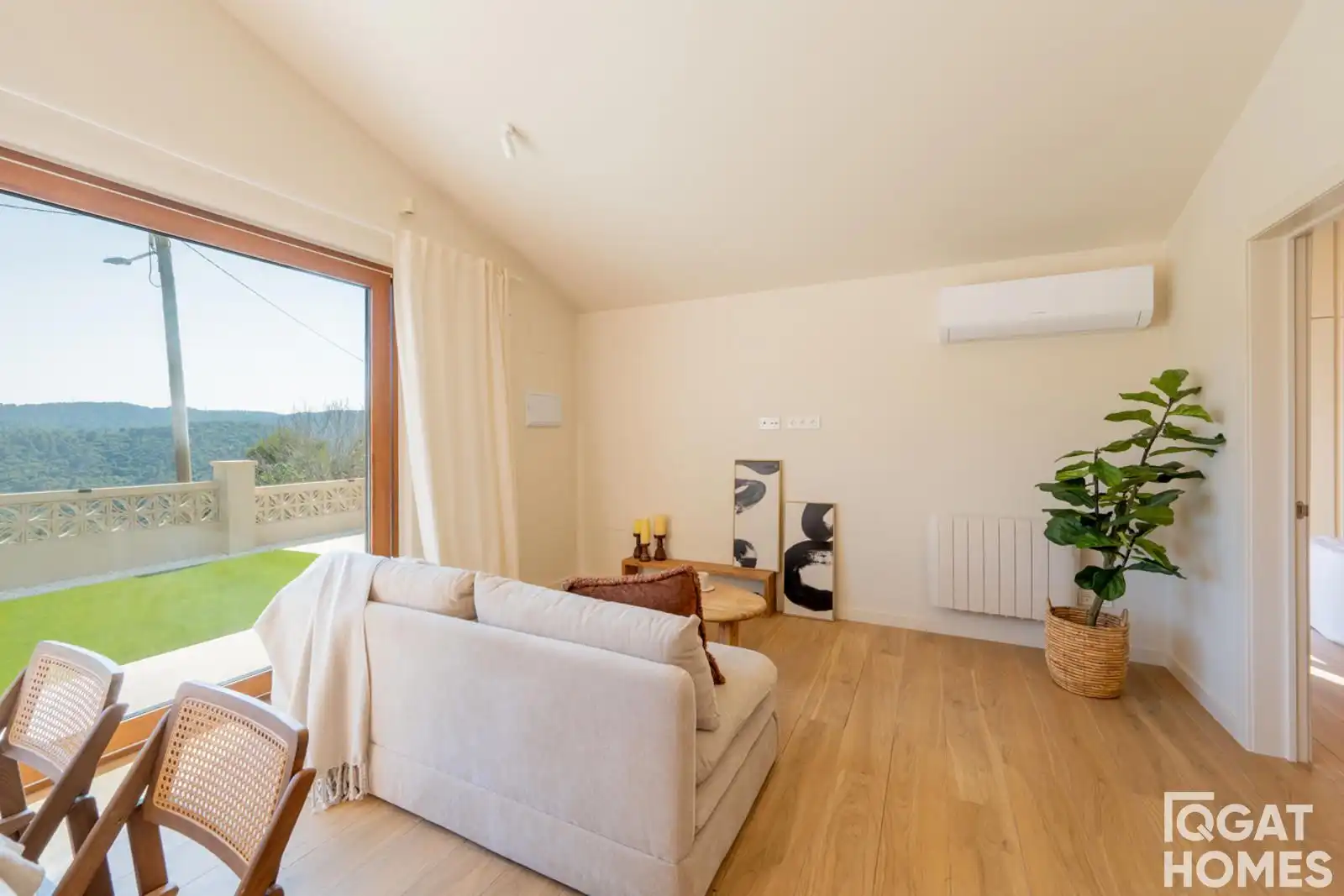 Sala d'estar de Casa o xalet en venda en Sant Cugat del Vallès amb Aire condicionat, Calefacció i Terrassa