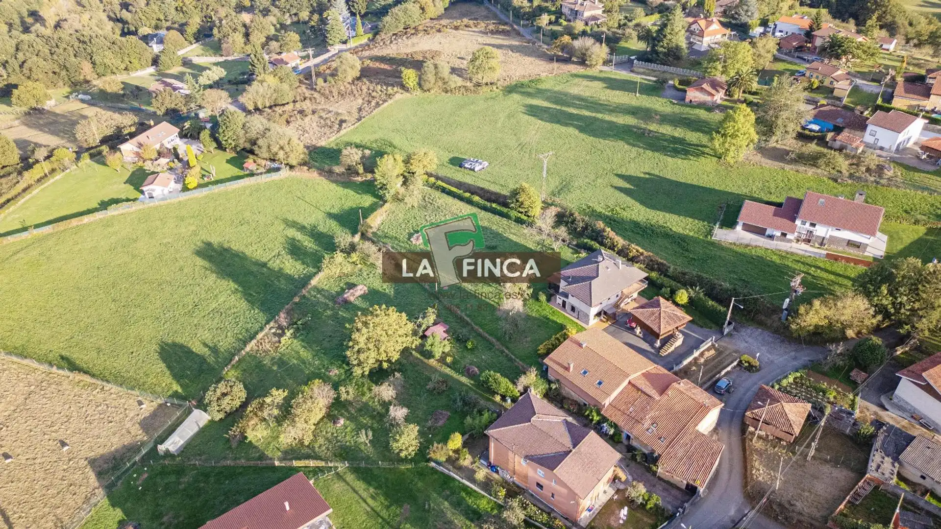 Residential for sale in LATORES, San Claudio - Trubia - Las Caldas