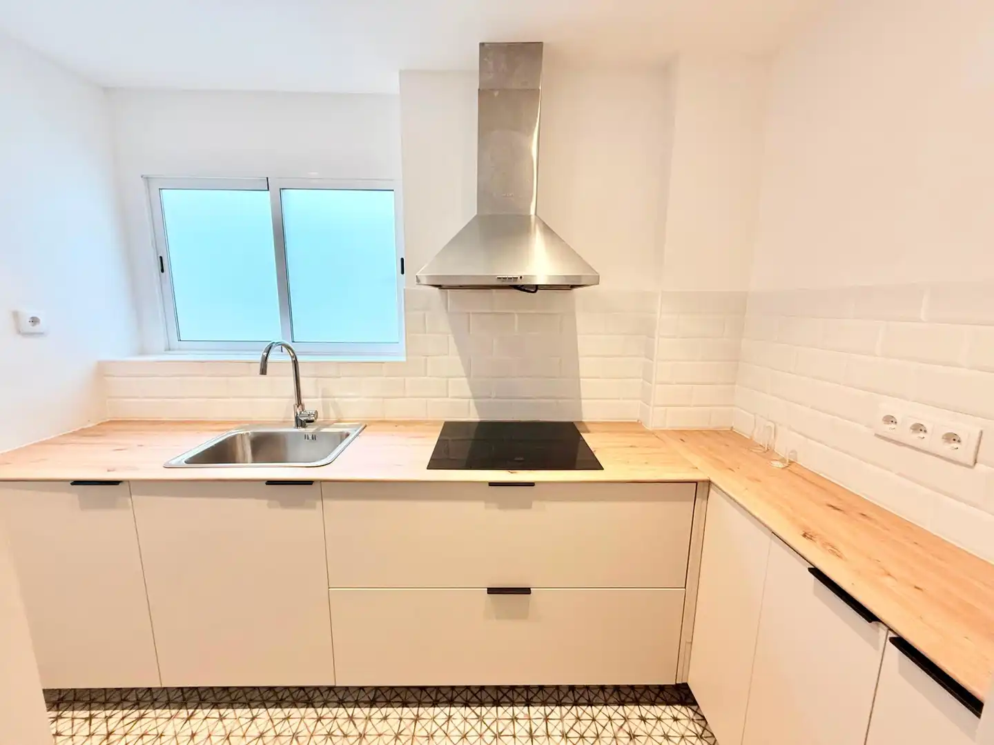 Cocina de Piso de alquiler en Valencia con Calefacción, Parquet y Amueblado