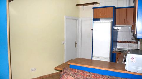 Foto 5 de Piso en venta en Calle del General Lacy, Palos de Moguer, Madrid
