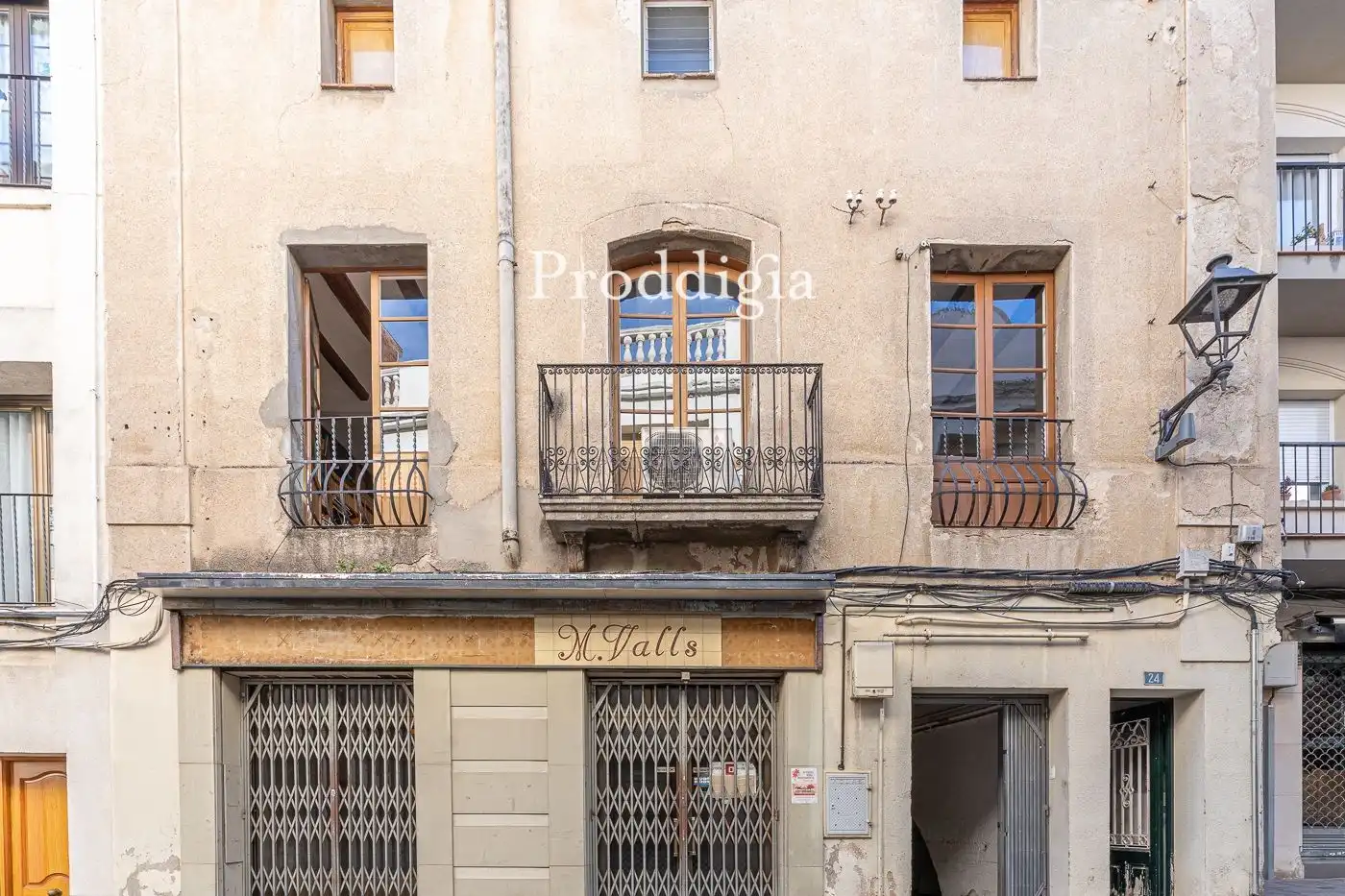 Exterior view of Detached homes for sale in Sant Cugat del Vallès  with Air Conditioner, Heating and Terrace